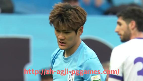 PG模拟器官方网站-法甲比赛天气因素及其对比赛结果的潜在影响