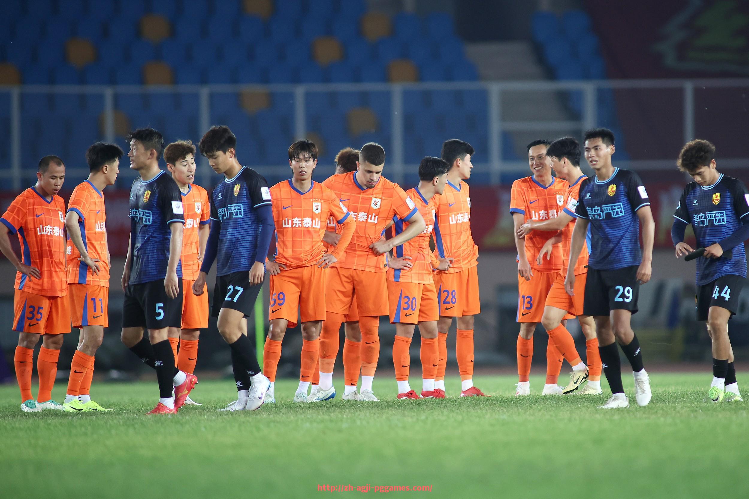 PG模拟器官方网站-NBA总决赛历年经典对决回顾