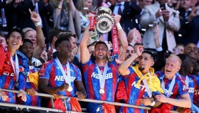 PG模拟器官方网站-世俱杯比赛用球鞋跑动表现的多维评分标准详解